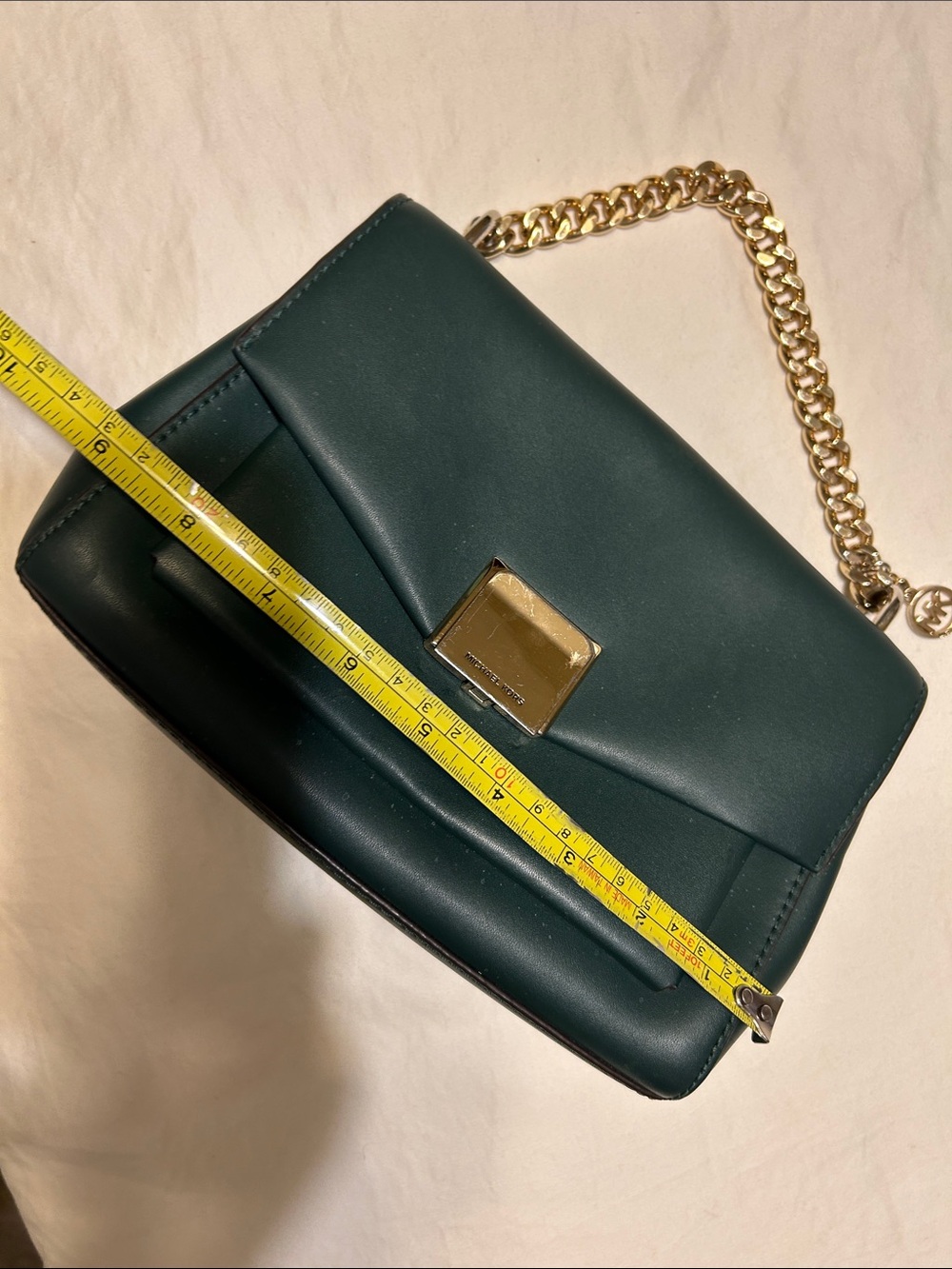 Michael Kors Emerald Green Leather Shoulder Bag with Gold Chain - Picture 8 of 14